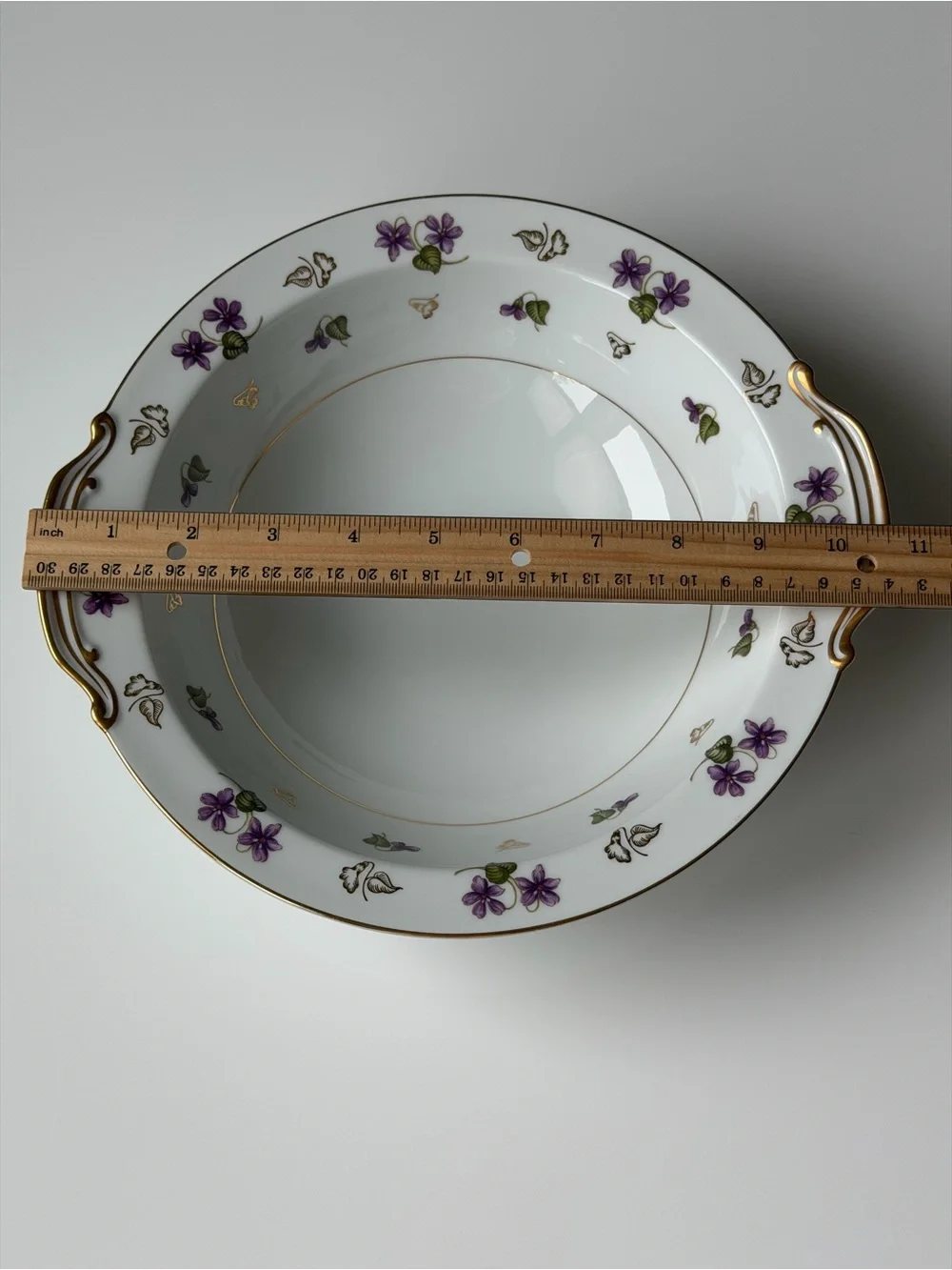 Noritake Avalon 5150 Porcelain Serving Bowl with Purple Violets & Gold Trim